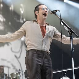 Maleisisch festival wil geld zien van band The 1975 na voortijdig einde door zoen