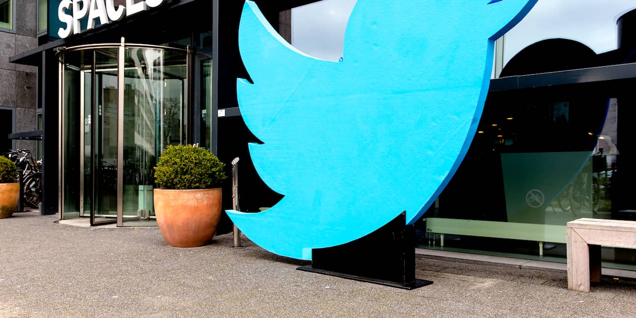 Twitter blijft flink verlies draaien en schrapt honderden banen