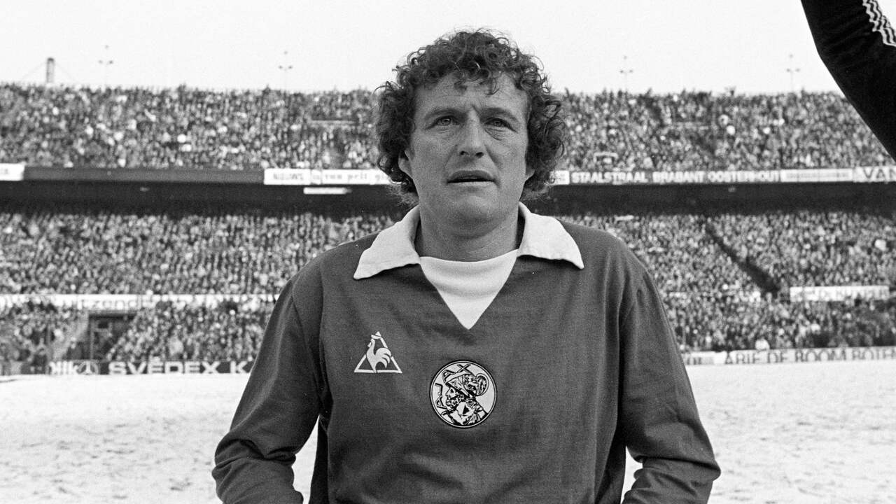 Jansen speelde twee seizoenen voor rivaal Ajax, waarvoor hij zijn debuut nota bene in De Kuip maakte.