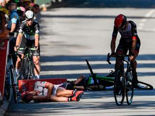 Gehavende Cavendish twijfelt over voortzetten Ronde van Frankrijk