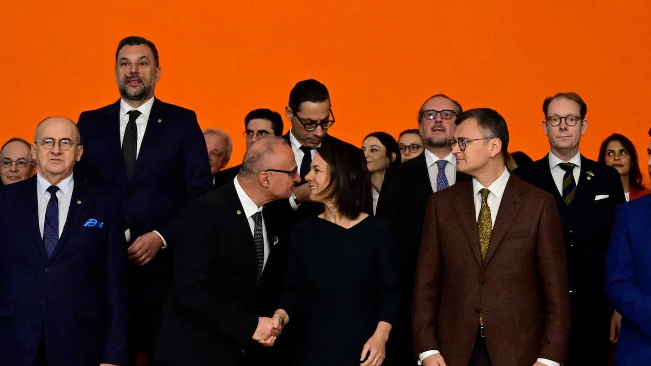 Kroatischer Minister entschuldigt sich für „Kussversuch“ mit deutschem Kollegen auf EU-Gipfel |  Im Ausland