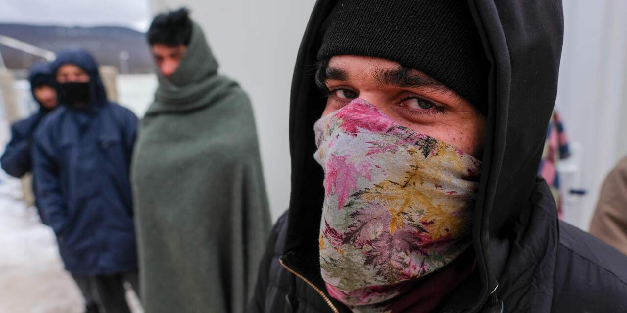 EU trekt 3,5 miljoen uit voor hulp aan migranten na brand in Bosnisch kamp