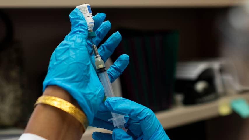 Twitter neemt maatregelen tegen nepnieuws over vaccinaties