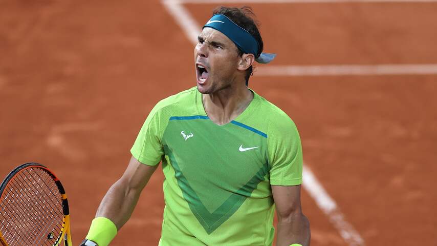 Een bezoek aan grootouders Sinewi Keer terug Nadal wint nachtelijke slijtageslag van Djokovic in kwartfinale Roland  Garros | Tennis | NU.nl