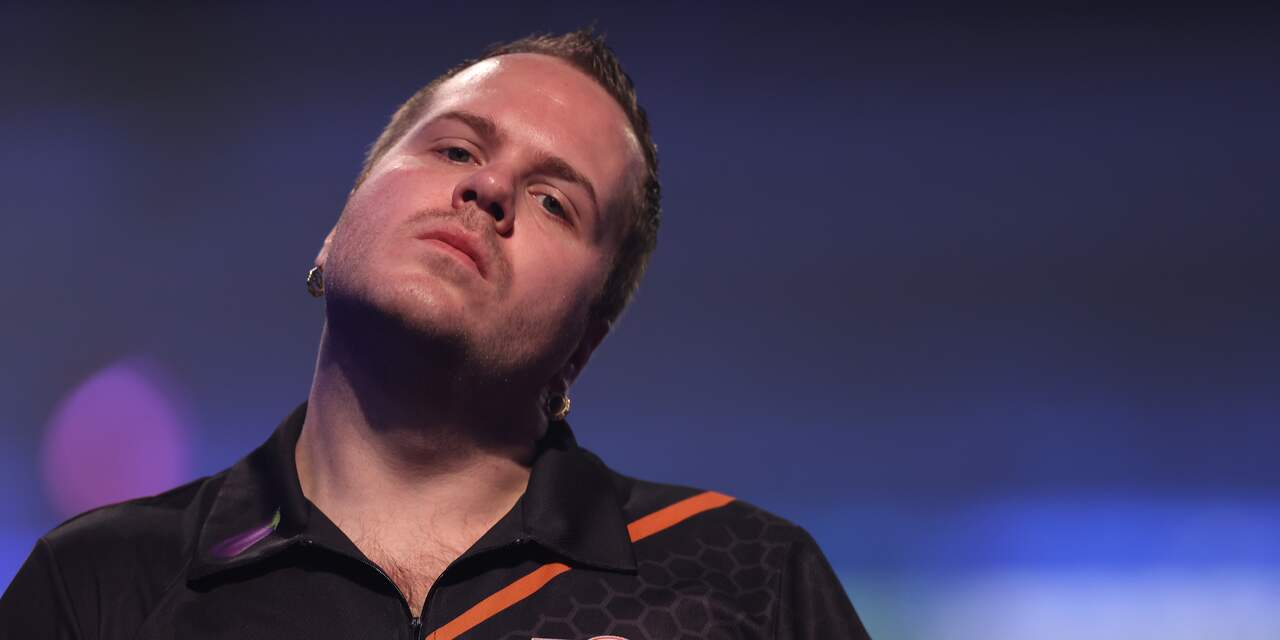 Van Duijvenbode hard onderuit tegen Van den Bergh in finale Dutch Darts Masters