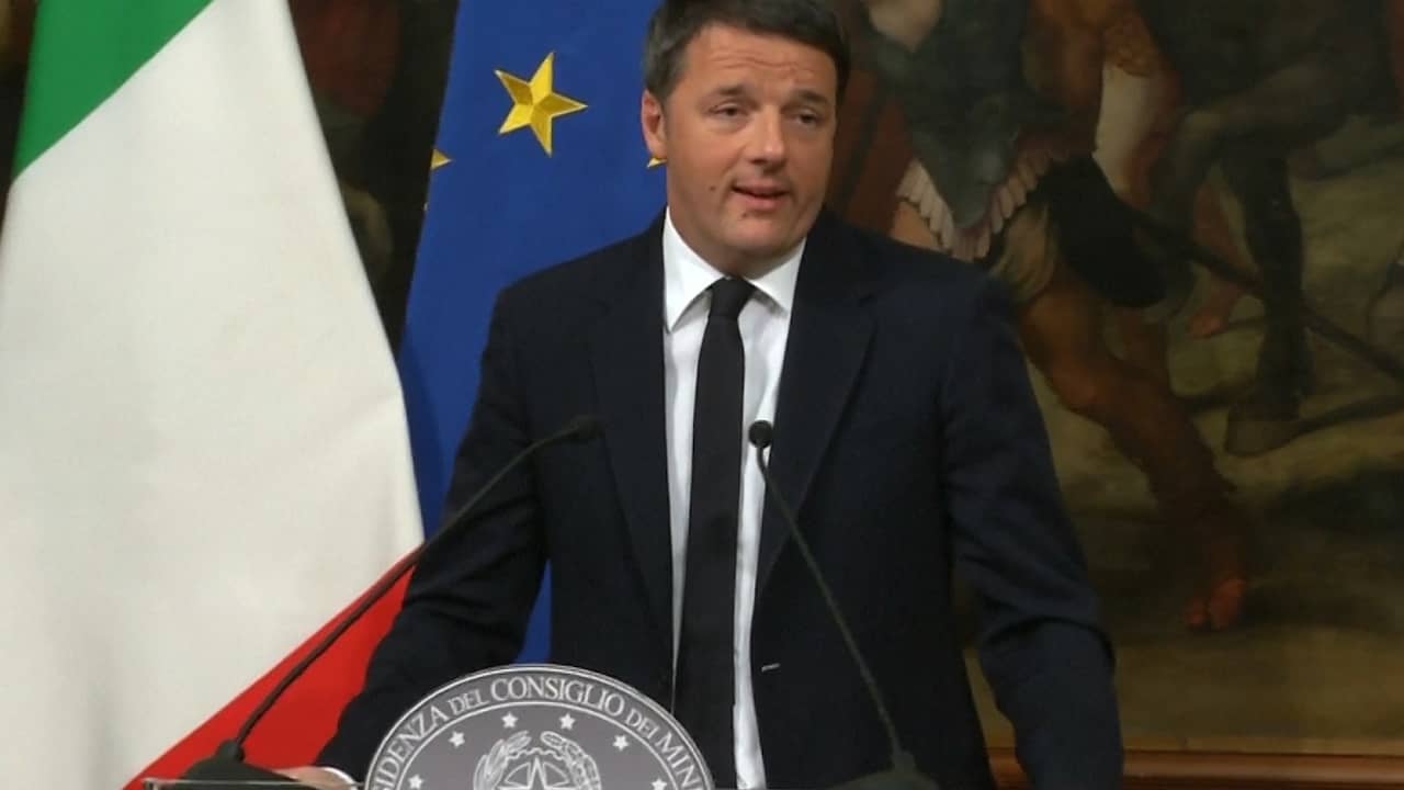 Beeld uit video: Premier Renzi treedt af: 'Hoop dat nee-kamp handelt in belang Italië'