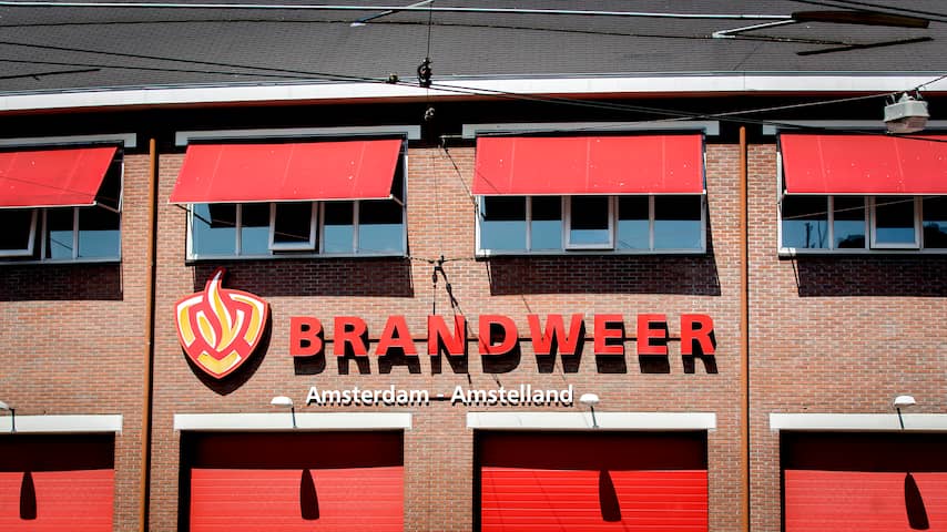 'Brandweerlieden en korpsleiding brandweer Amsterdam liggen op ramkoers'