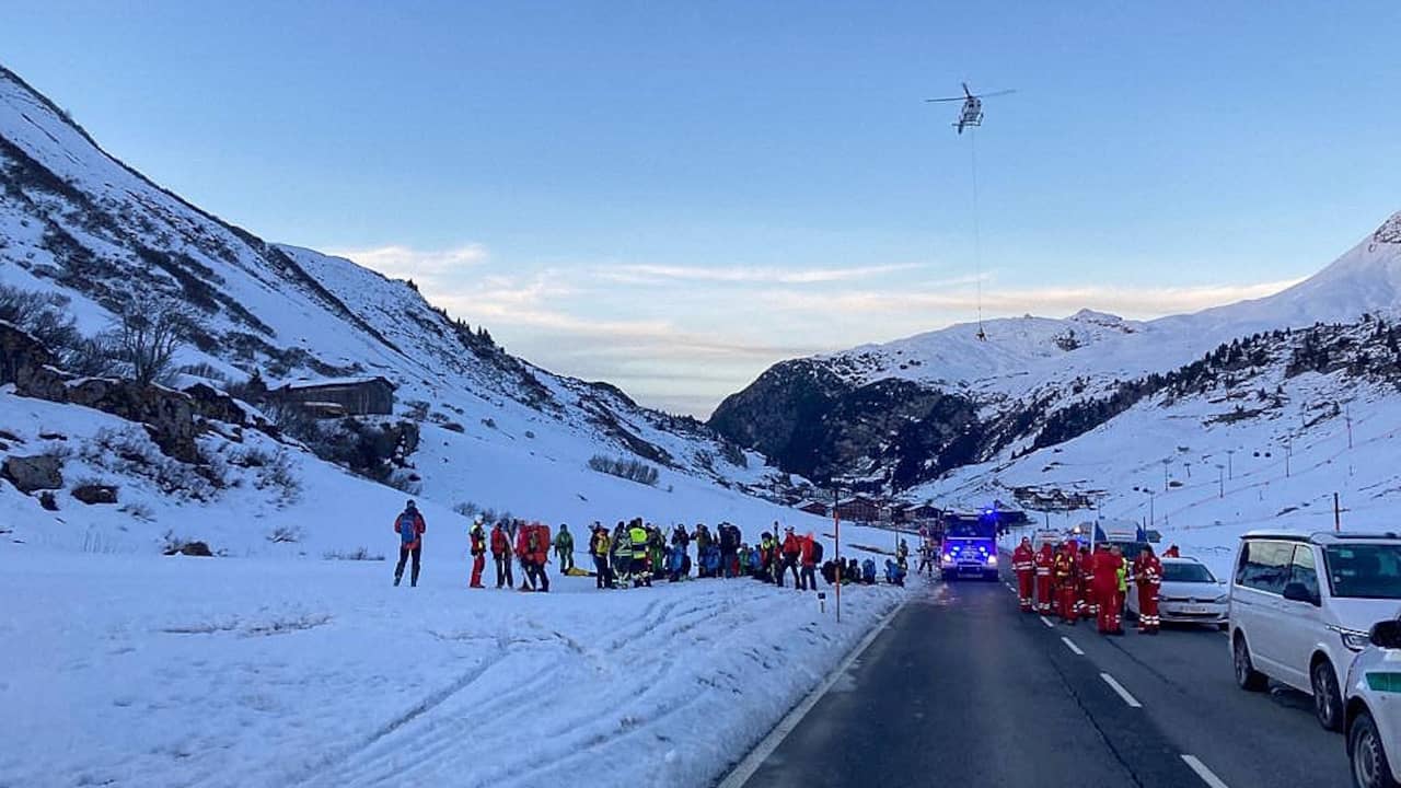 Several people buried under an avalanche near the Austrian city of Lech |  Abroad