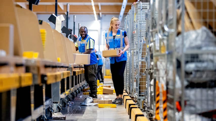 peper maat metaal Een pakketje versturen met DHL Express wordt volgend jaar duurder |  Economie | NU.nl