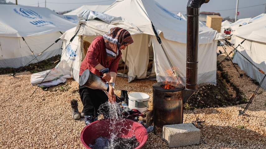 Hulporganisaties vrezen cholera-uitbraak in aardbevingsgebied Noord-Syrië