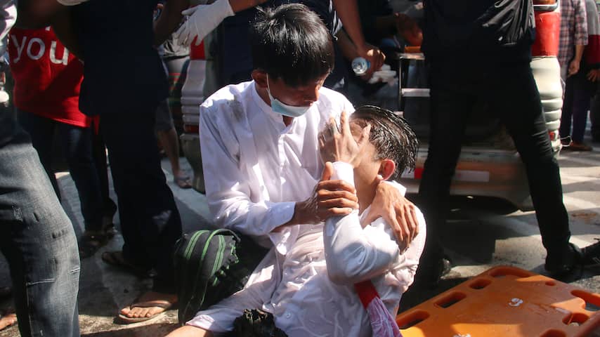 Vier mensen neergeschoten bij protest tegen staatsgreep Myanmar